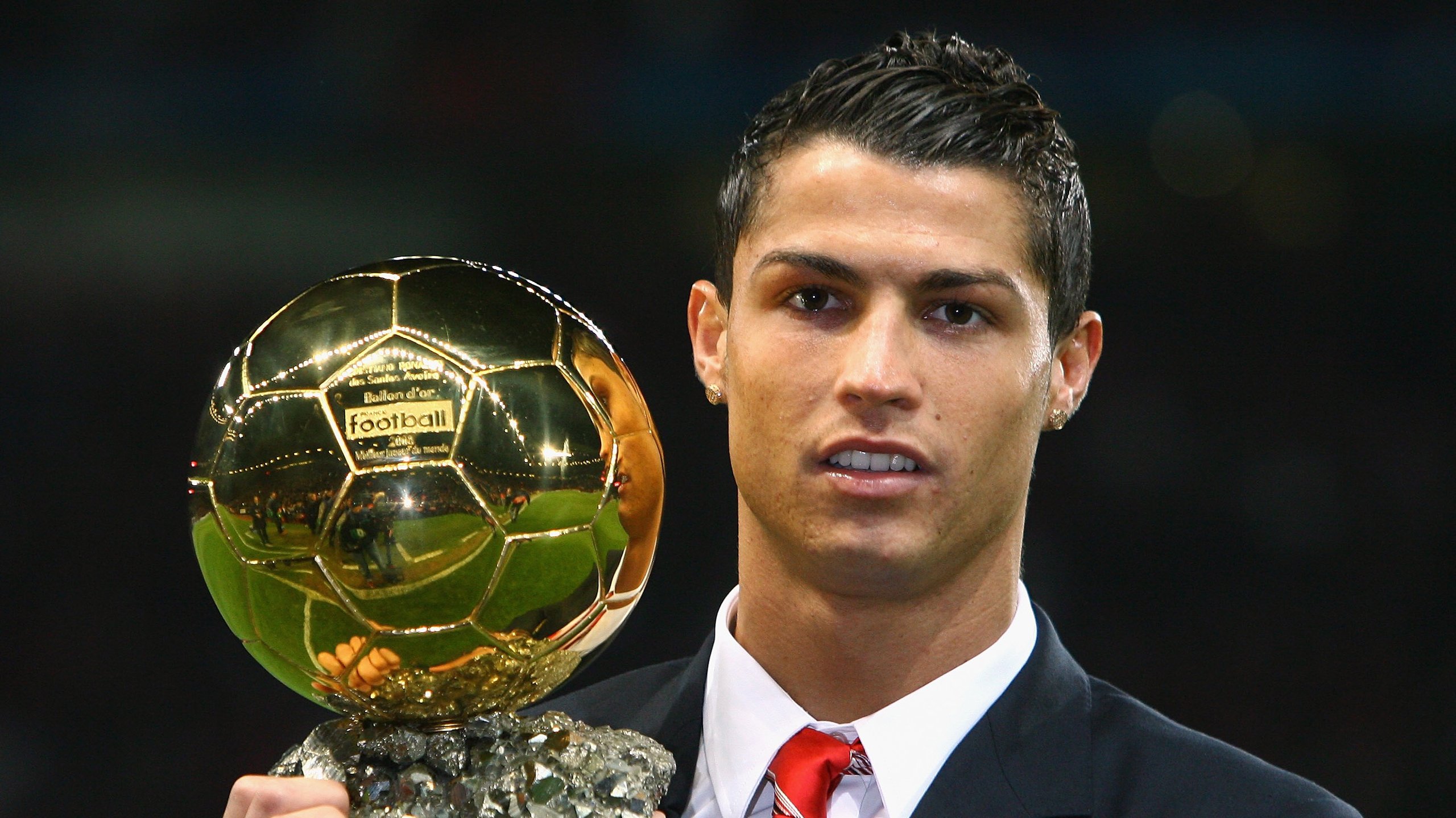 华体会最新网址-欧冠半决赛首回合，皇马客场战平拜仁悬念未破，欧冠半决赛皇马vs切尔西直播